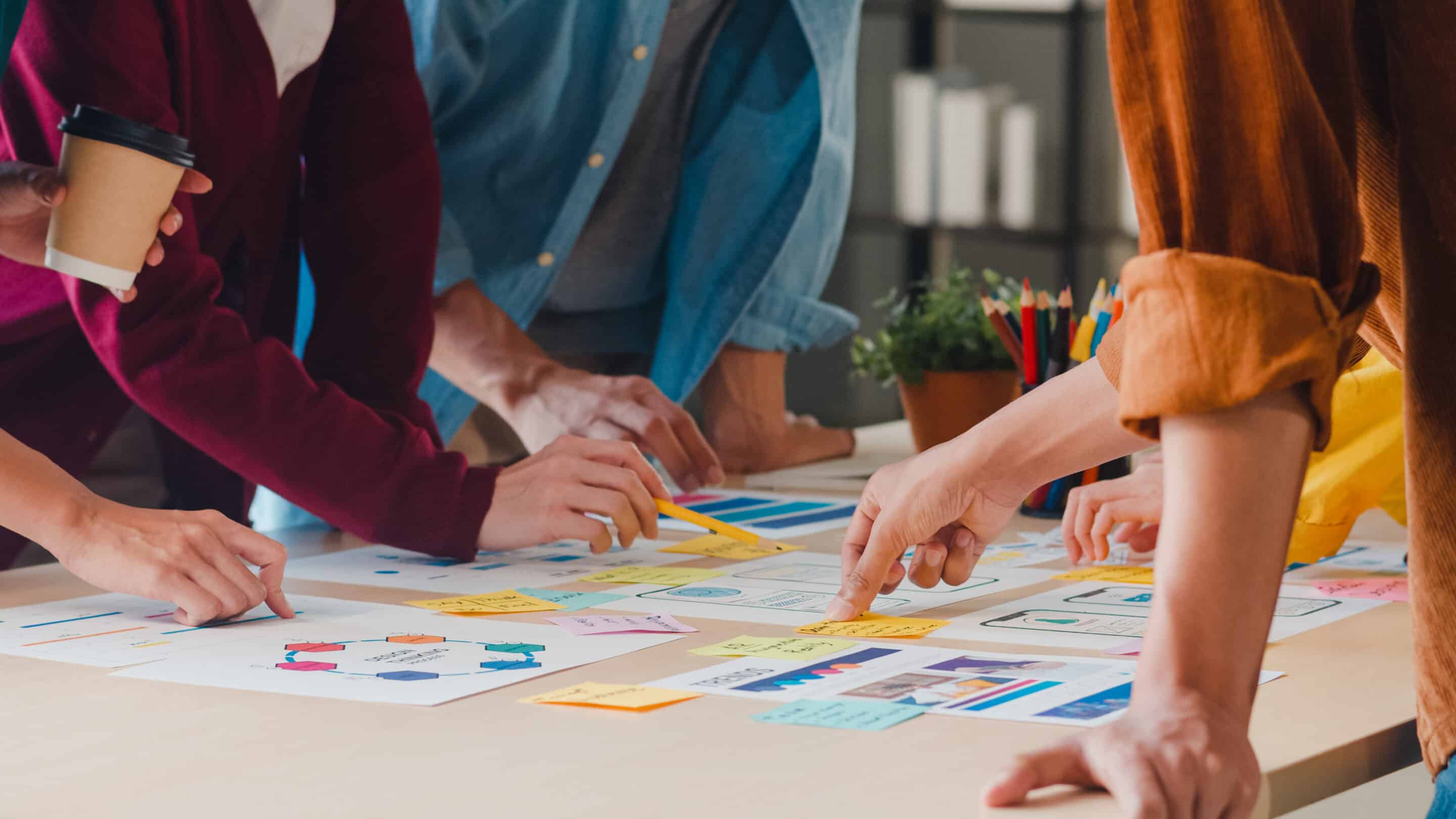 Projektplanung GB Psyche Ein Team plant eine Gefährdungsbeurteilung psychischer Belastung
